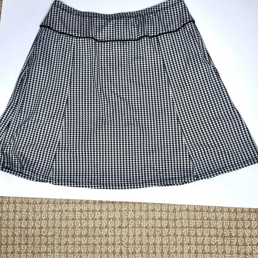 Tail White Label Houndstooth Skort, Size M - Picture 2 of 6